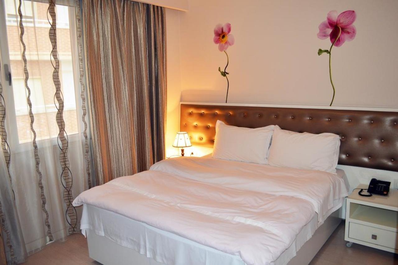 Hostel Select Center *