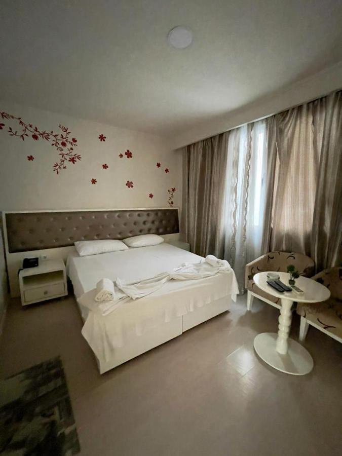 Select Center * Tirana